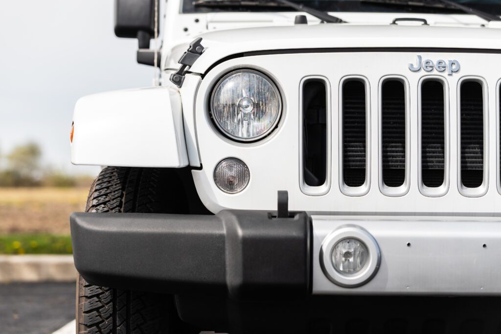 front grill of jeep wrangler 4x4